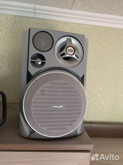 Музыкальный центр Philips