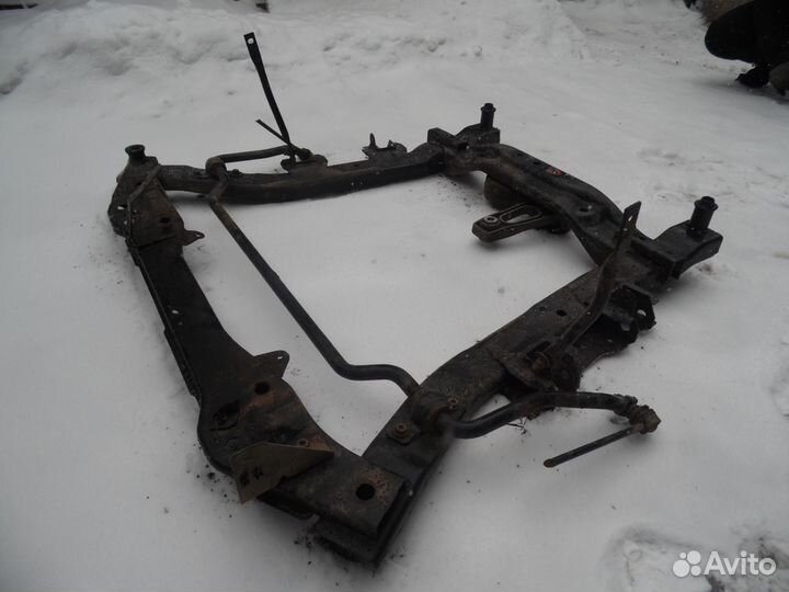 Подрамник Renault Duster 2010 – 2015