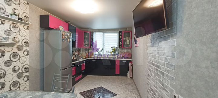 3-к. квартира, 85,8 м², 1/4 эт.