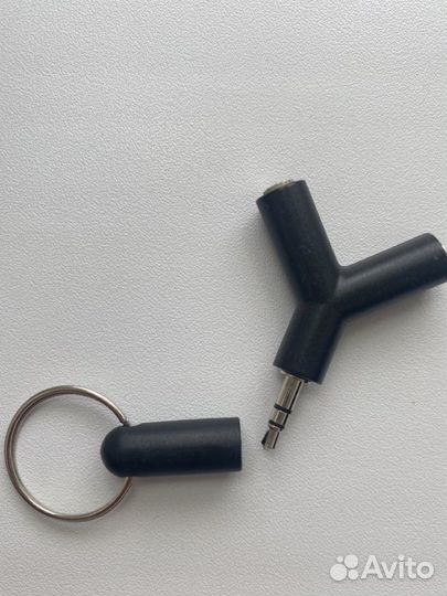 Разветвитель адаптер для 2х наушников AUX