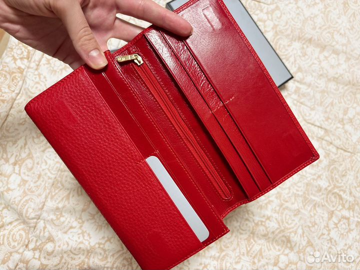 Кошелек женский натуральная кожа красный