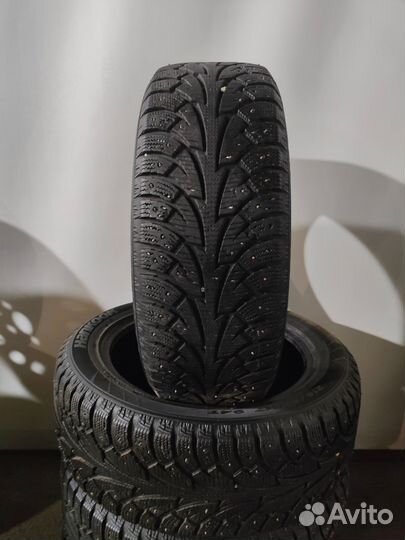 Hankook Winter I'Pike W409 215/55 R17 94T