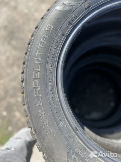 Nokian Tyres Hakkapeliitta 9 235/55 R17 100N