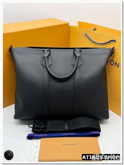 Сумка lock IT tote louis vuitton