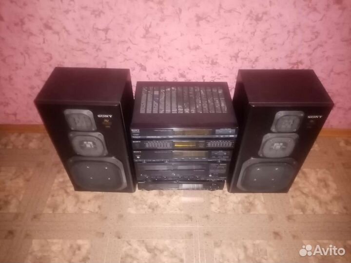 Музыкальный центр Sony 705