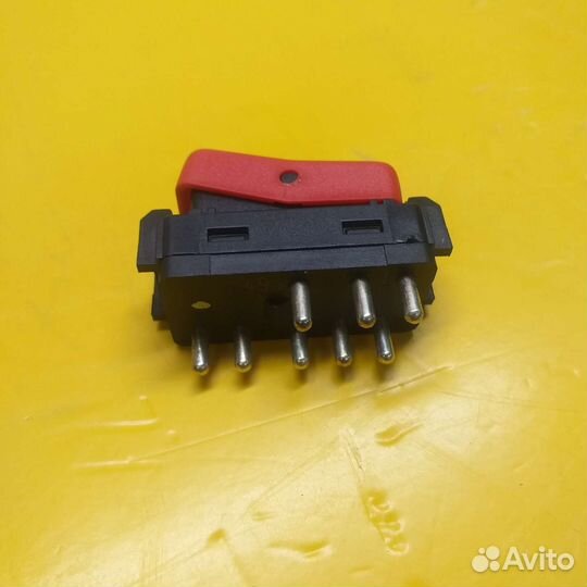 Кнопка аварийной остановки Mercedes Benz w124