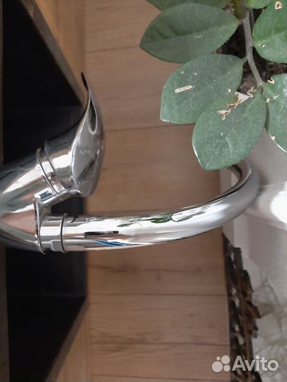 Кухонная мойка с раковиной и краном