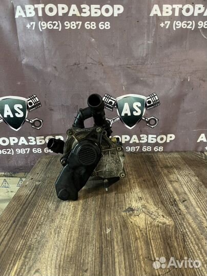 Volkswagen teramont Насос водяной с термостатом