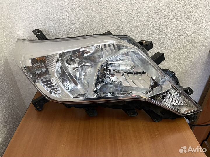 Правая фара оригинал Prado 150 Прадо 150 /13-17г