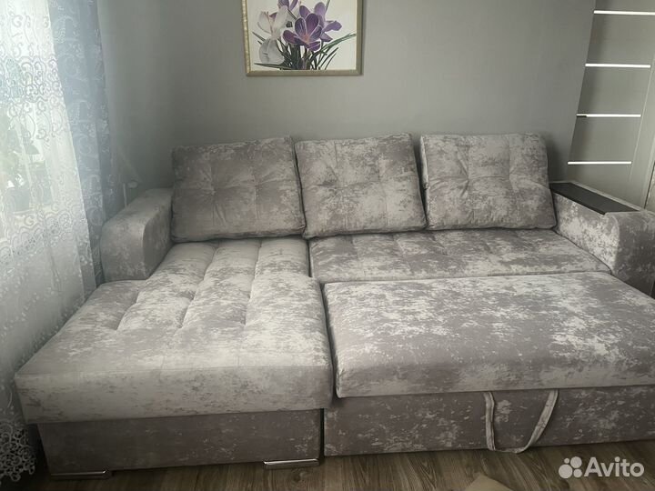 Угловой диван