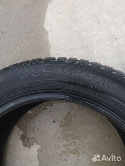 Nokian Tyres Hakkapeliitta 9 225/50 R17