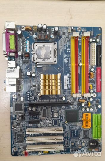 Материнская плата 775