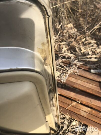 Дверь передняя правая мерседес w124