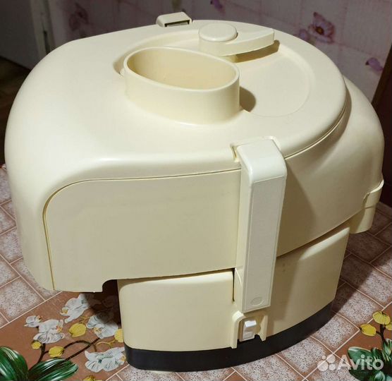 Электросоковыжималка 