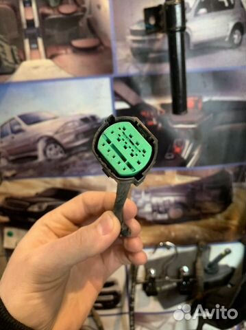 Штекер фишка разъем фары Solaris 2 Ceed 2 Cerato 3