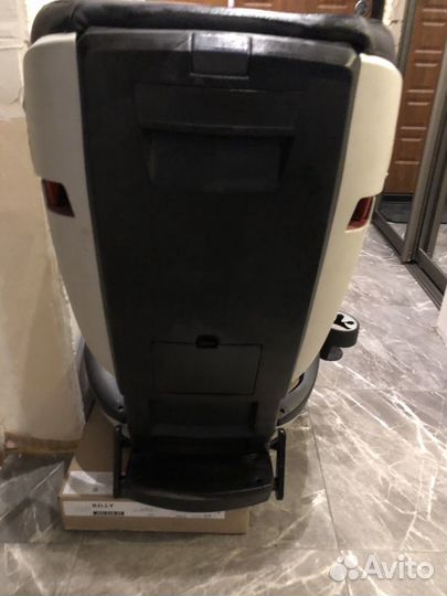 Автокресло Babyton Comfort Fix Eco