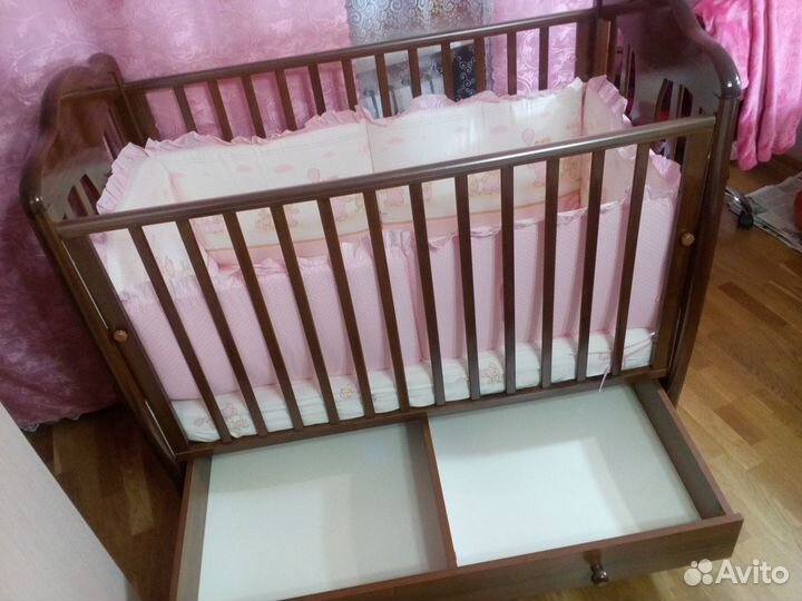Кроватка детская