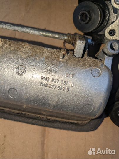 Задняя ручка крышки багажника Volkswagen sharan