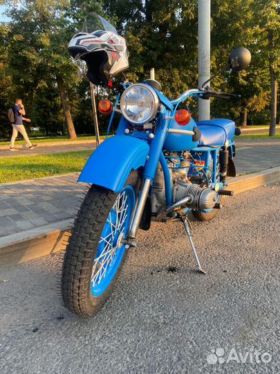 Мотоцикл Урал