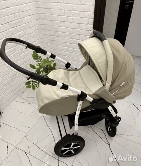 Коляска 2 в 1 Verdi Zippi С Документами