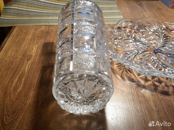Хрустальная ваза