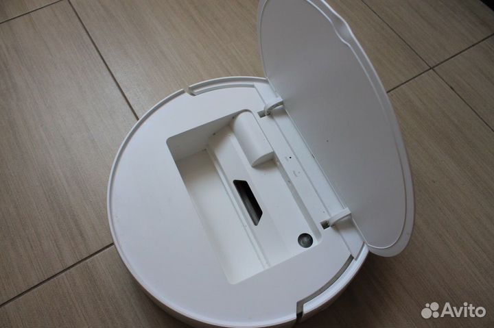 Робот пылесос xiaomi mi robot vacuum mop essential