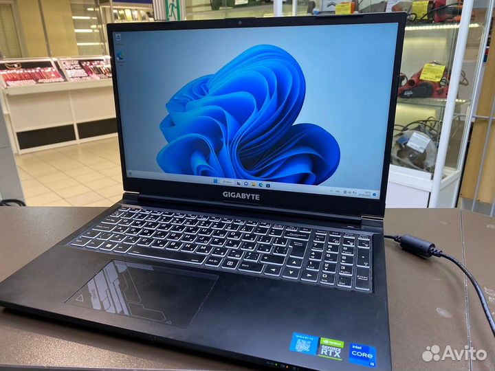 Игровой ноутбук i5 12x2.5ггц/16Гб