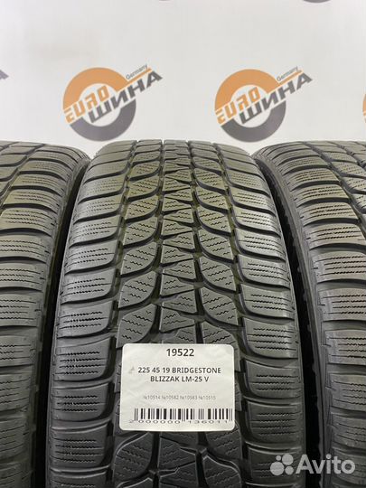 Bridgestone Blizzak LM-25 225/45 R19