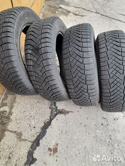Pirelli Ice Zero 185/65 R15 92T