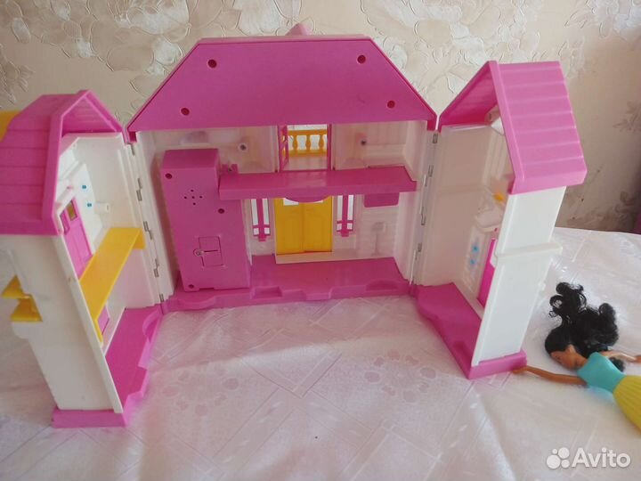 Домик кукольный