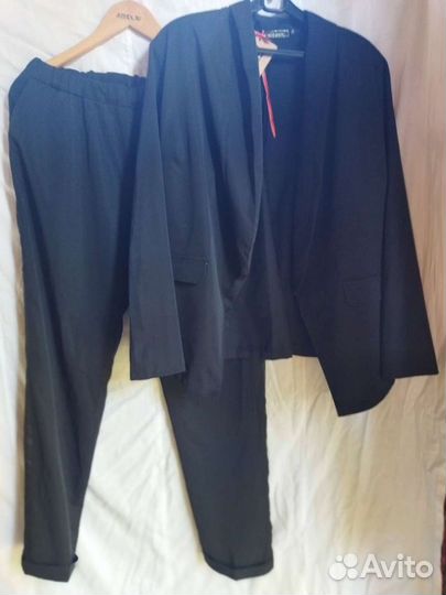 Костюм спортивный