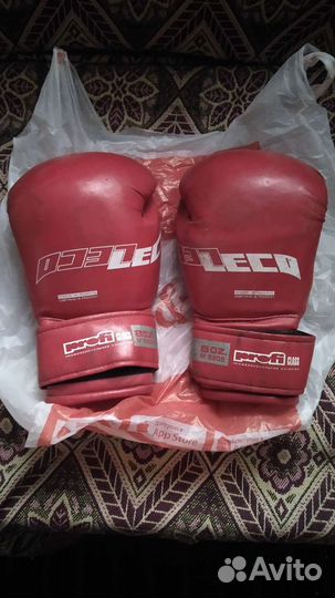 Боксерские перчатки