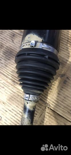 Приводной вал передний правый Mercedes-Benz GLK204