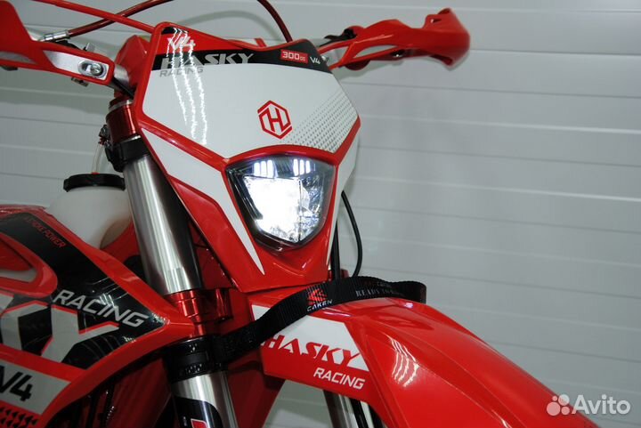 Новый мотоцикл hasky V4