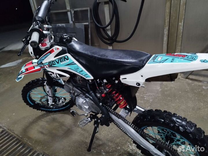 Regul Moto sewen medalist 150E