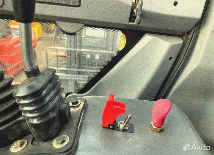 Фронтальный погрузчик Builder ZL30, 2023