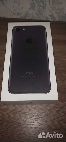 Коробка от Айфона-7