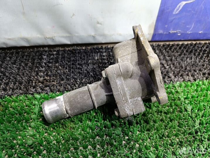 Корпус термостата Nissan Pathfinder