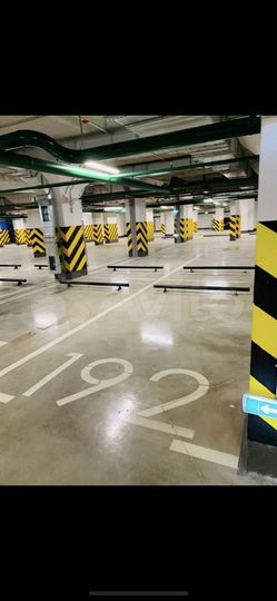 Машиноместо