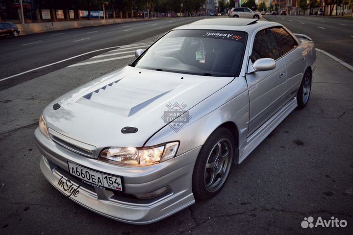 Накладки на пороги Traum на Toyota Mark 2 90