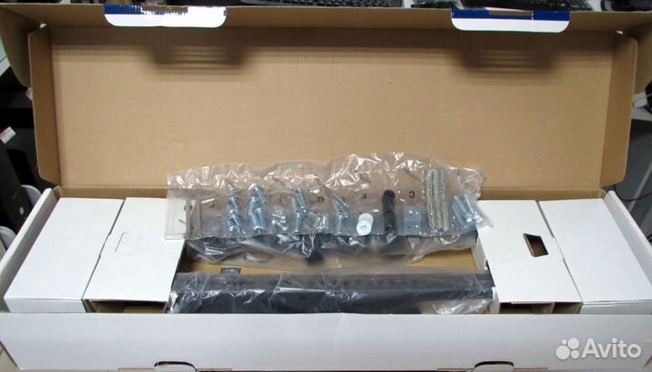 Кронштейн для больших LCD/LED телевизоров Новый