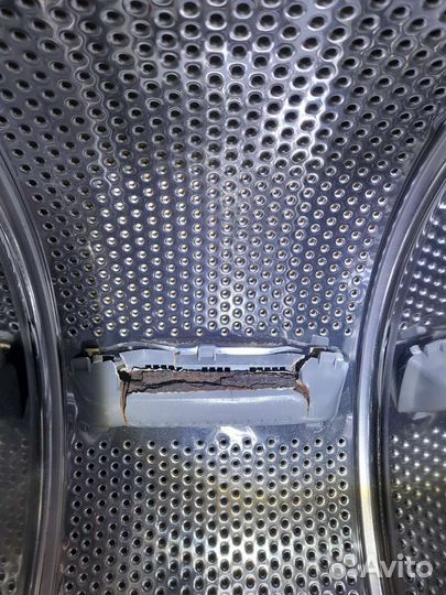 Стиральная машина с вертикальной загрузкой