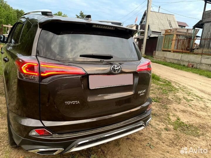 Toyota RAV4 2.5 AT, 2018, 100 км