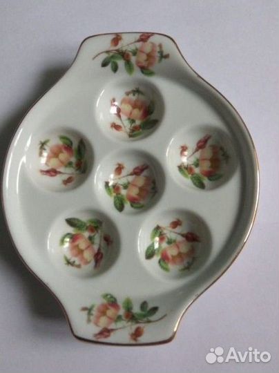 Подставка для яиц фарфоровая