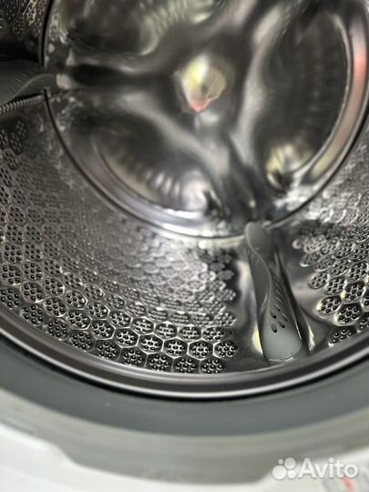 Стиральная машина с сушкой Electrolux