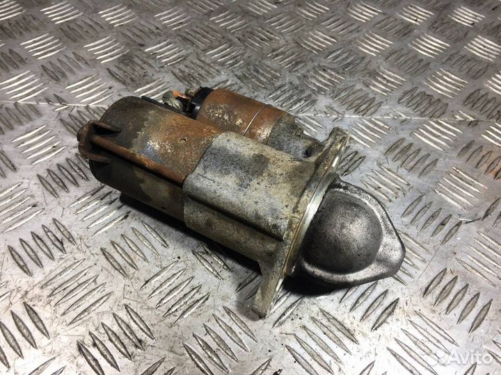 Стартер Opel Astra H/Family рест. 2009 55556892