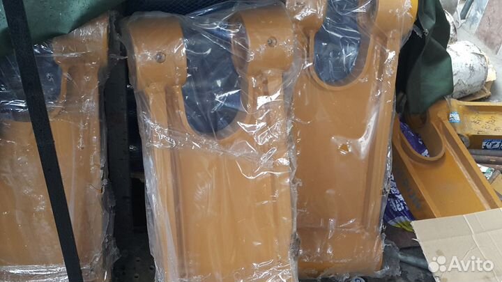 Палец ковш рукоять Хитачи zx350lck-5g