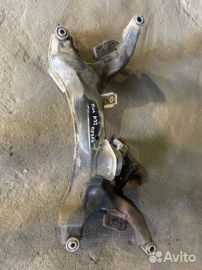 Передний подрамник ниссан а32 цефиро правый руль