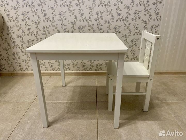 Детский стол и стул IKEA