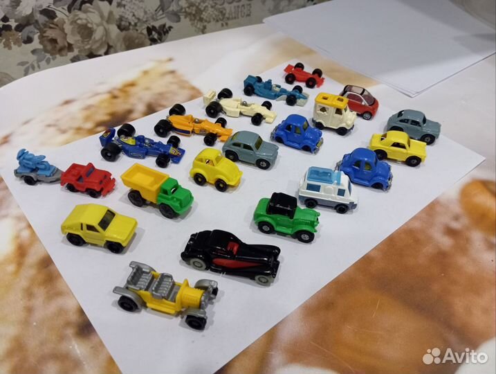 Киндер машинки из 90х пакетом